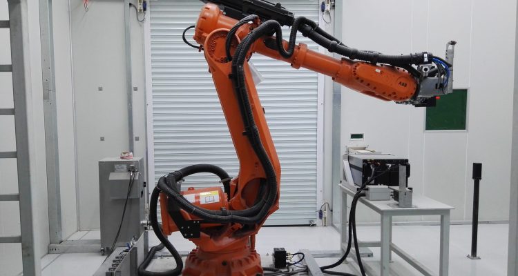 CJLR_VIN-scaleVIN marking robotd-750x400